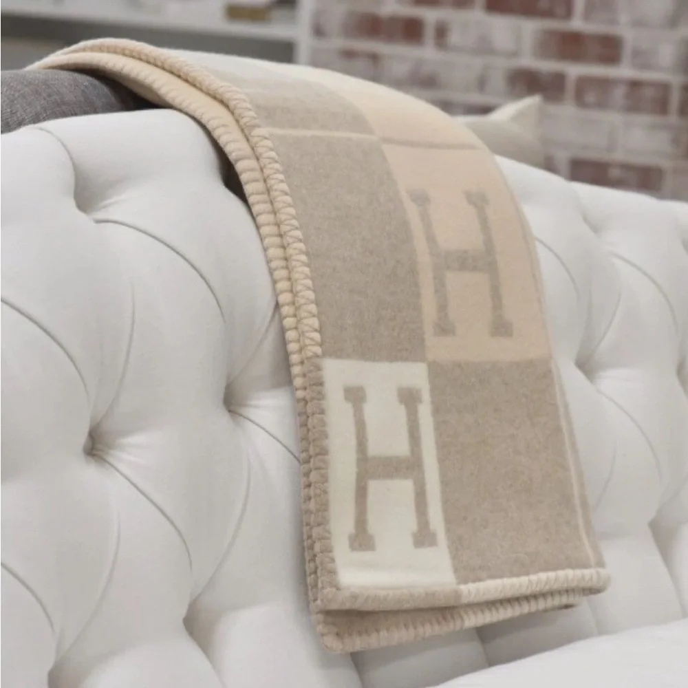 New Full set HERMÈS Wool Cashmere Coco Camomille Avalon Blanket w/ Receipt